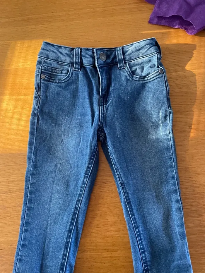 Jeans fille 4 ans - photo numéro 2