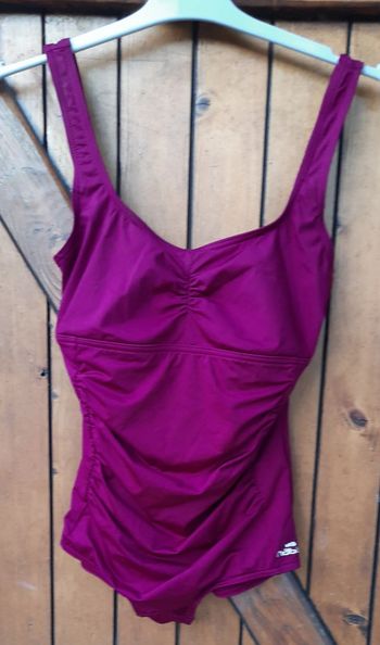 Maillot de bain femme, bordeaux Nabaiji, taille 38