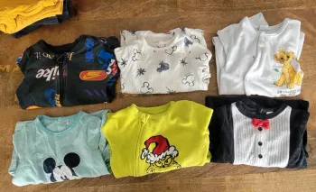 Lot pyjama et bodies