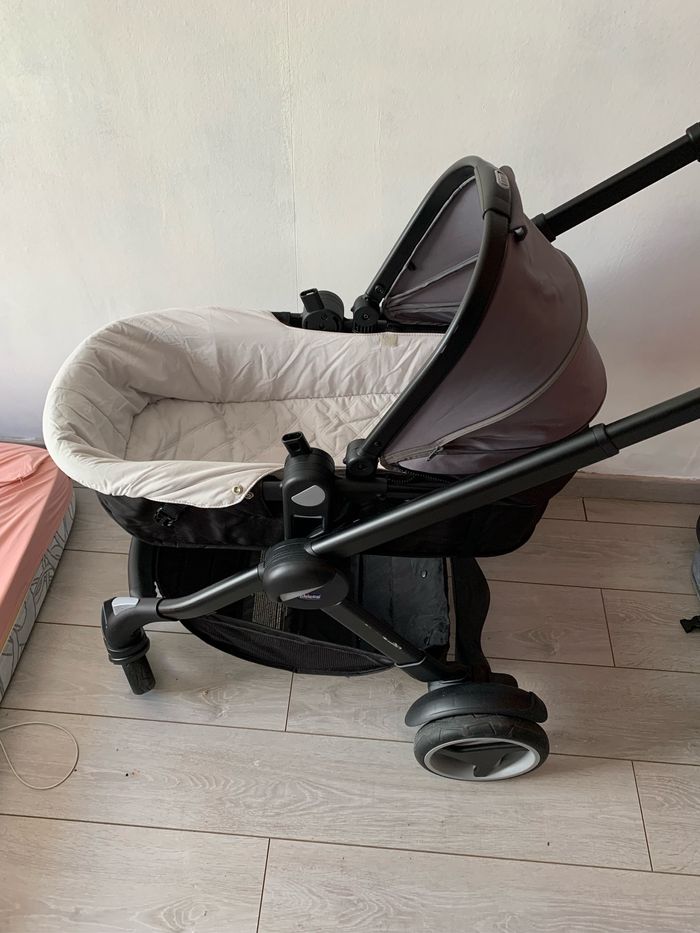 Poussette - photo numéro 3