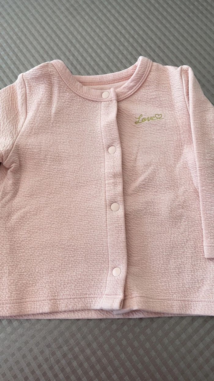 Veste rose mention Love 9 mois - photo numéro 2
