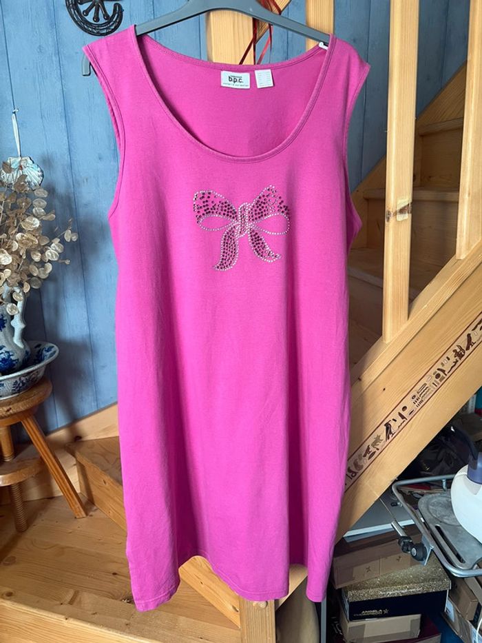 robe fuschia