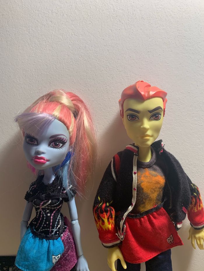 Monster High Classroom Partners Home Ick Abbey Bominable and Health Burns Doll - photo numéro 4