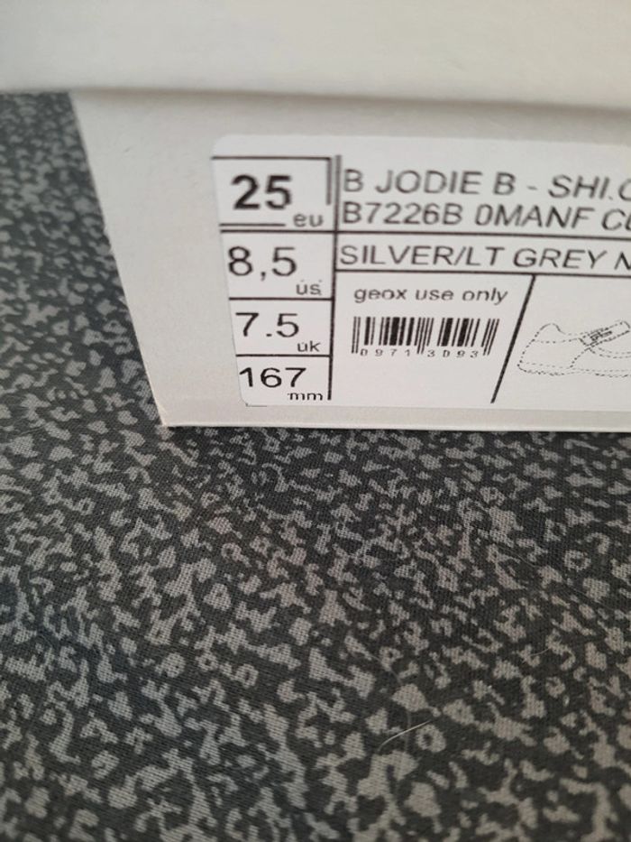 Ballerines babies en cuir Geox pointure 25 neuf avec étiquettes - photo numéro 10