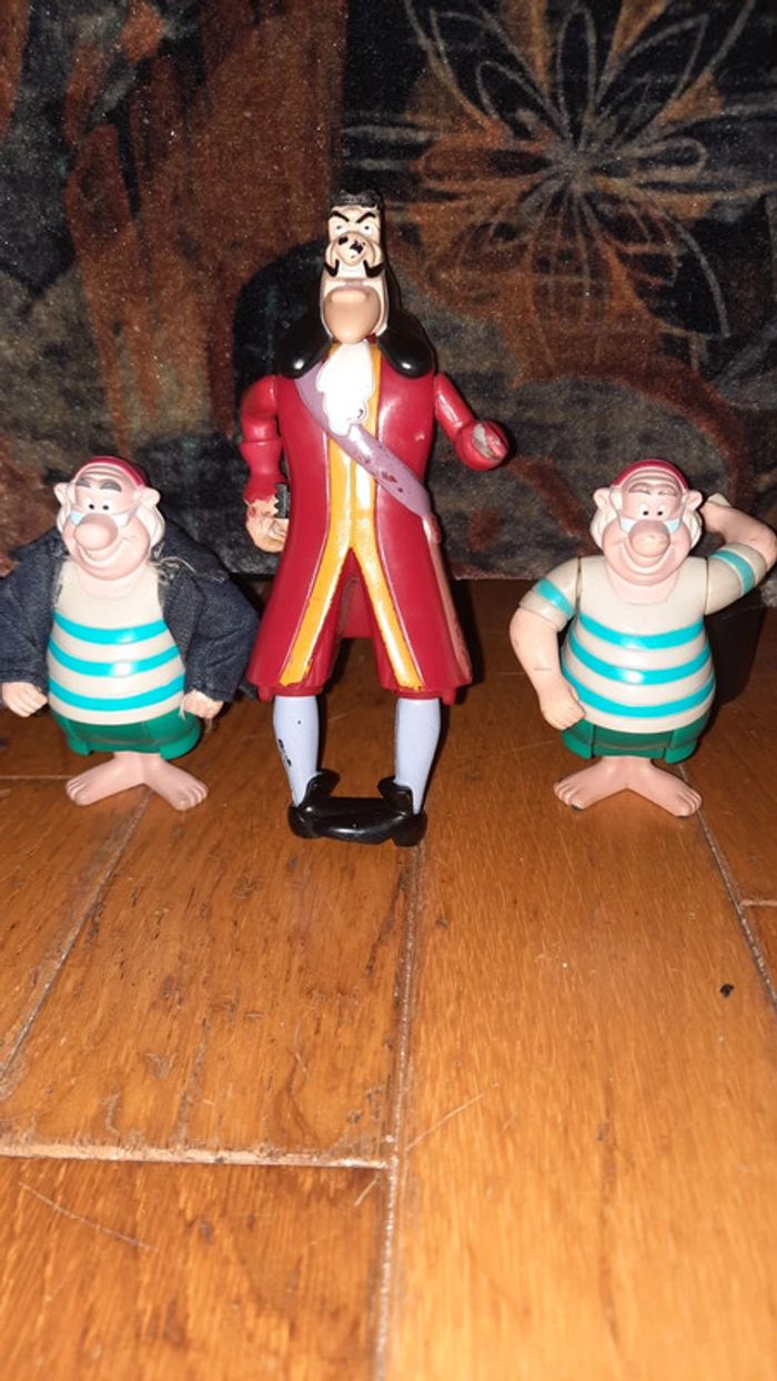 Lot de 3 figurines péter pan mac donald 2022
