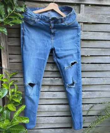 Jean troué Kiabi – Taille 38 Slim bon état