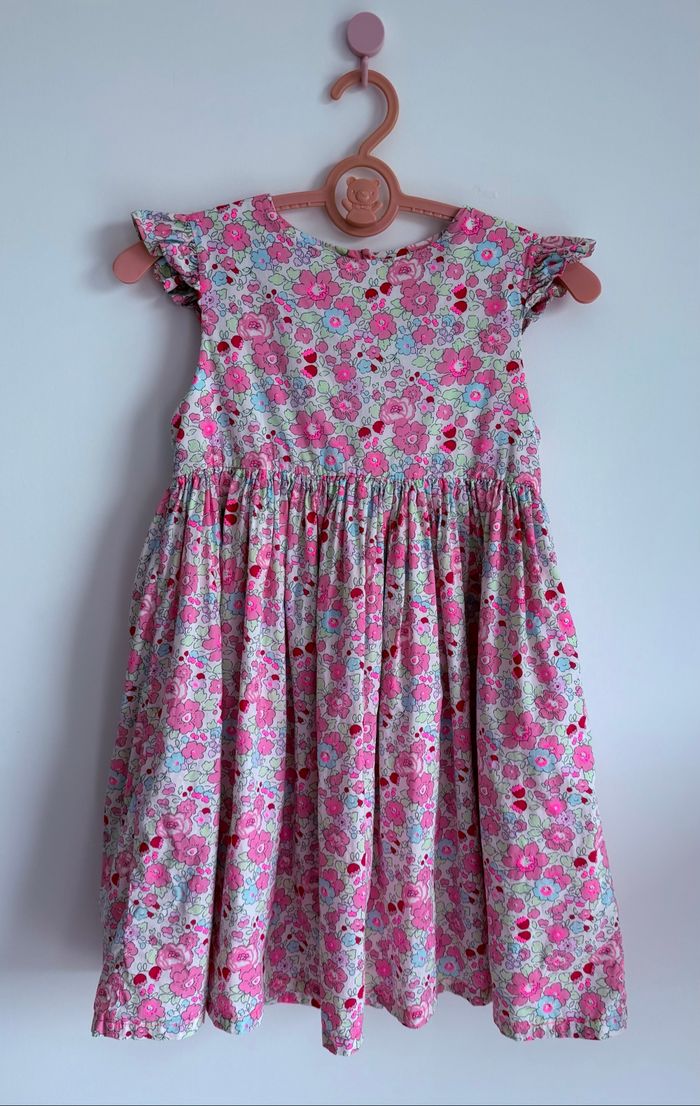 Magnifique robe Liberty taille 6 ans 🌸