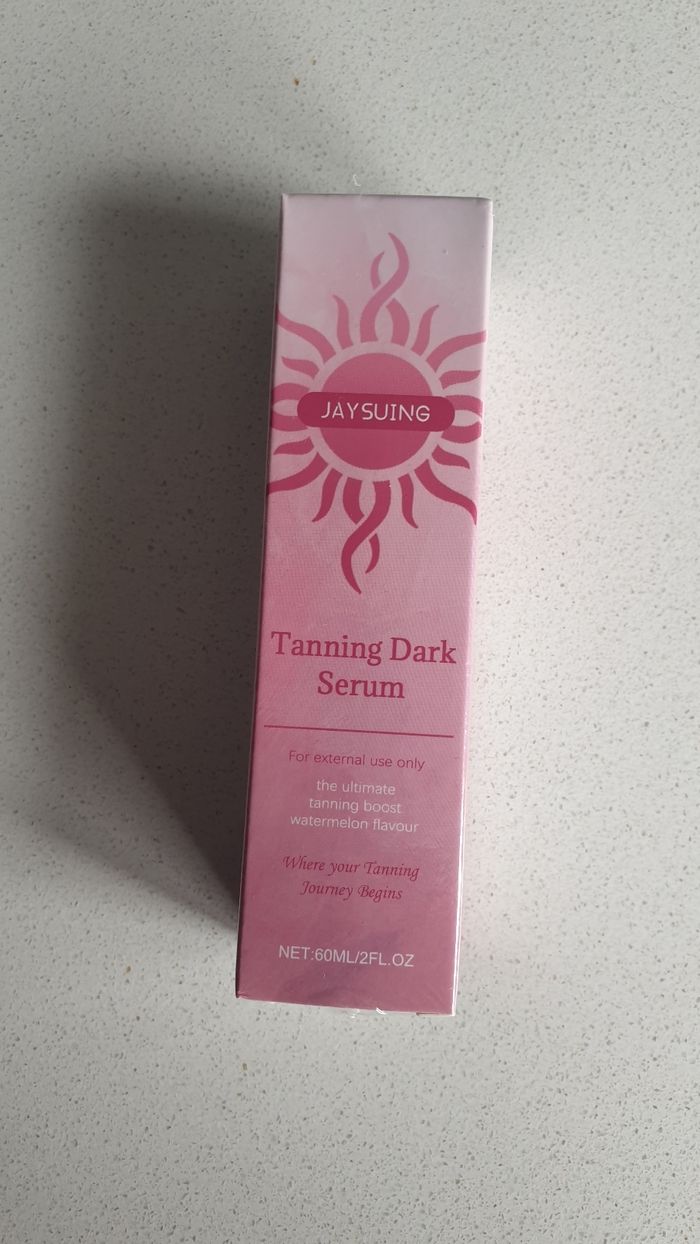 SERUM VISAGE POUR UN TEINT HÂLÉ - photo numéro 2