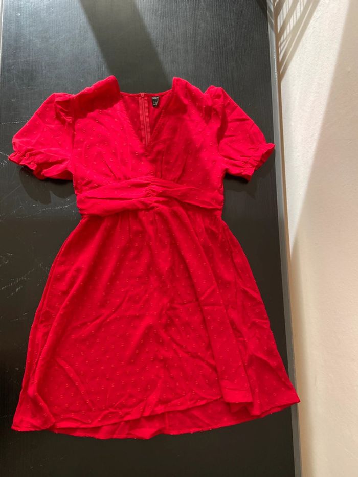 Superbe robe rouge à volants / Taille L - photo numéro 3