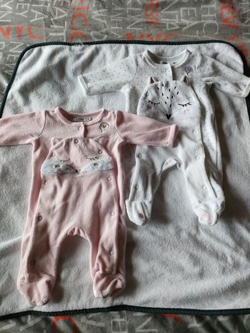 Pyjamas 1 mois