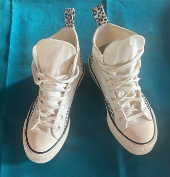 Converse compensées léopard