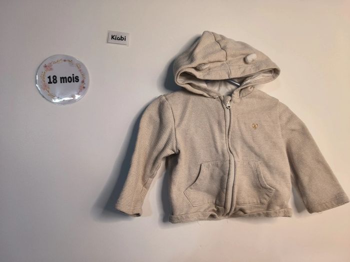 Lot 4 vestes et gilet 18 mois - photo numéro 6