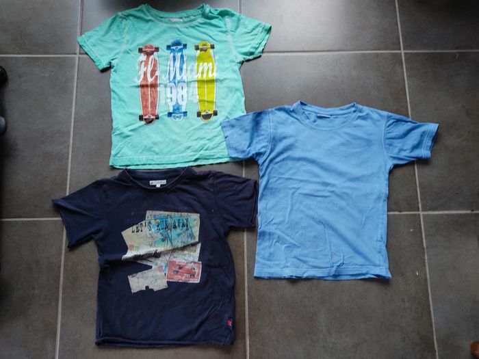 Lot 3 Tshirts 6 ans