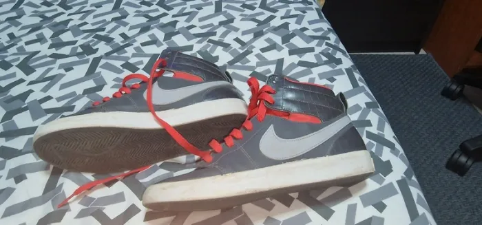 Basket Nike montante - photo numéro 2
