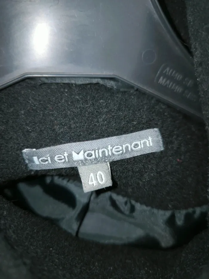 Manteau noir ici et maintenant - photo numéro 3