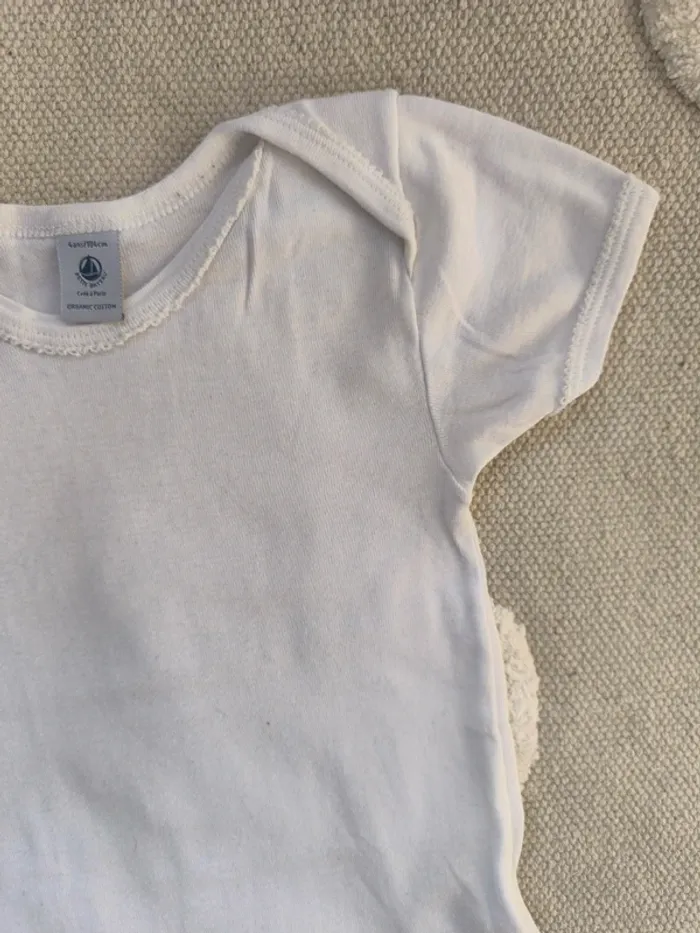 Body blanc Petit Bateau – 4 ans – Bon état - photo numéro 2