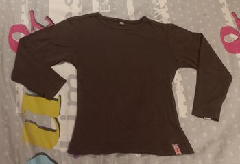 Très shirt  fille  taille 4 ans