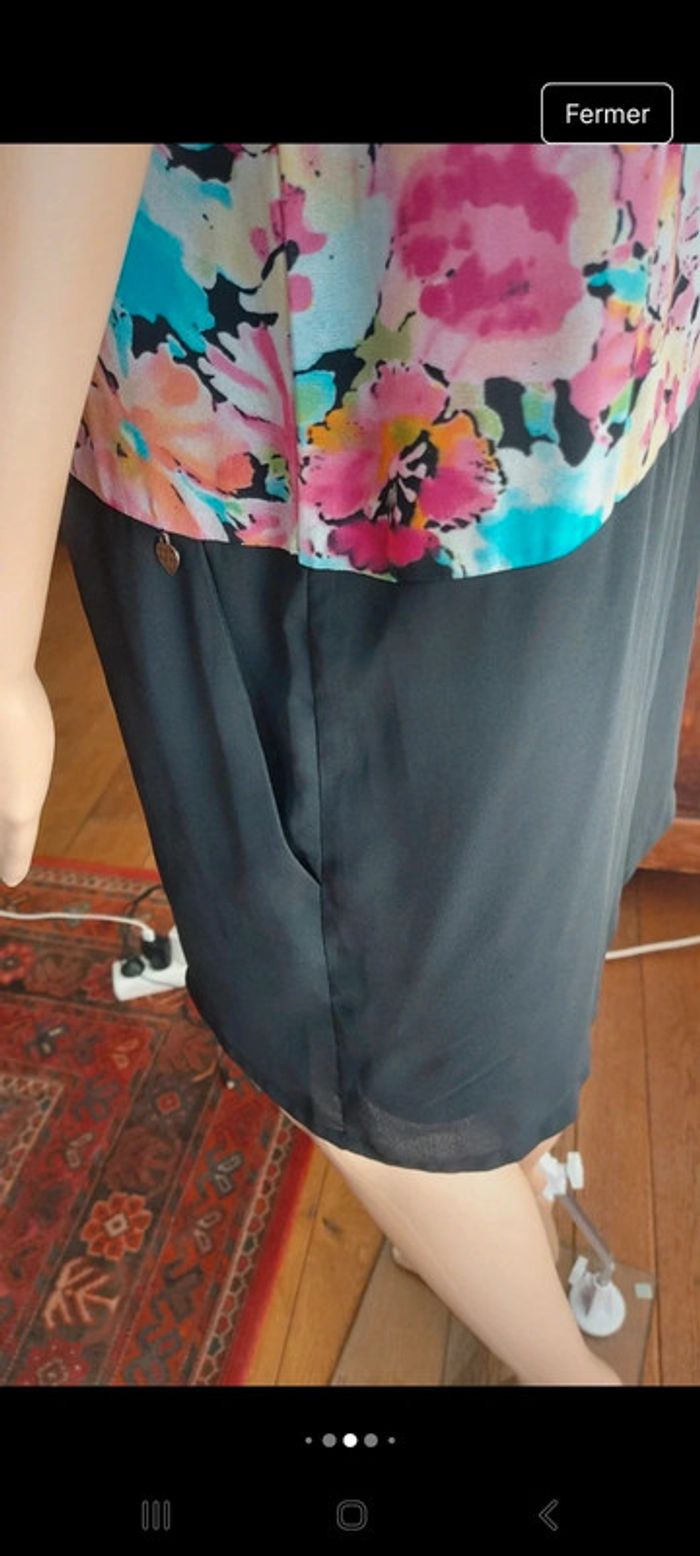 Robe Gaudí jeans noire et Fleuries taille 44 - photo numéro 5