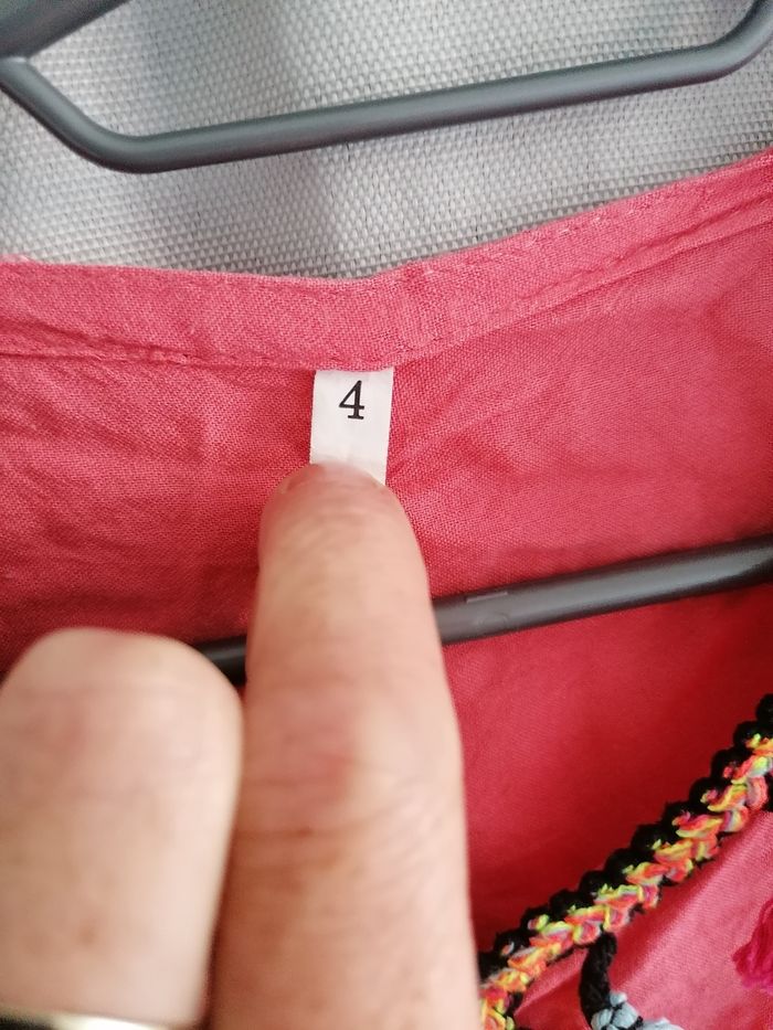 Robe taille 4 ans - photo numéro 3