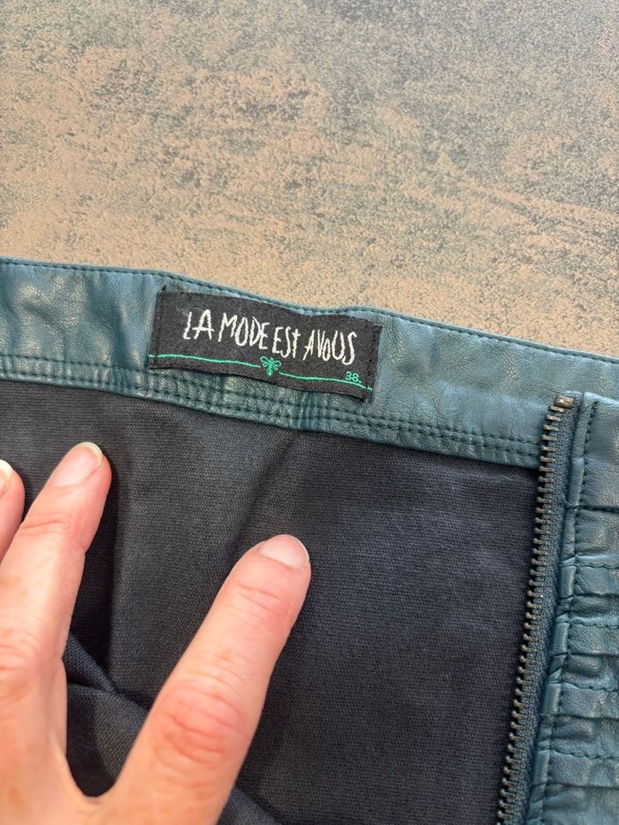 Jupe simili cuir - photo numéro 3