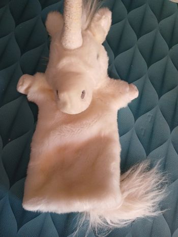 Marionnette licorne