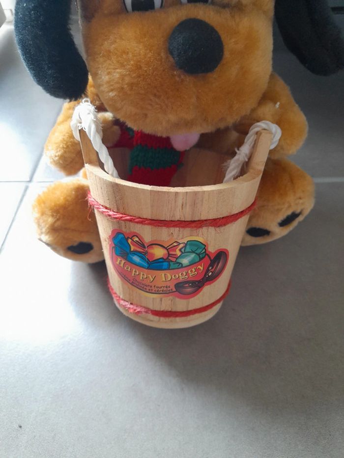 Peluche chien Noël avec seau - photo numéro 4