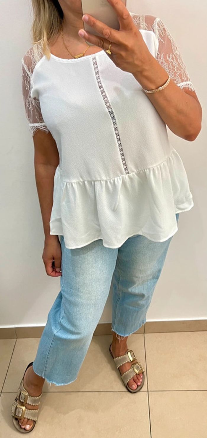 🤍 Blouse  blanche volanté en dentelle – Kilibby Taille S-M - photo numéro 2