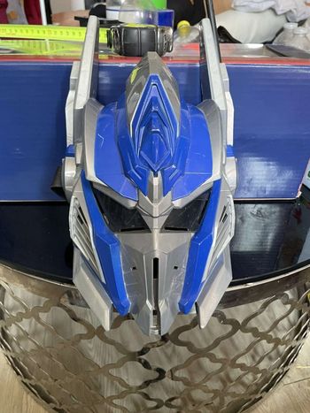 Masque Transformers Optimus Prime a Piles