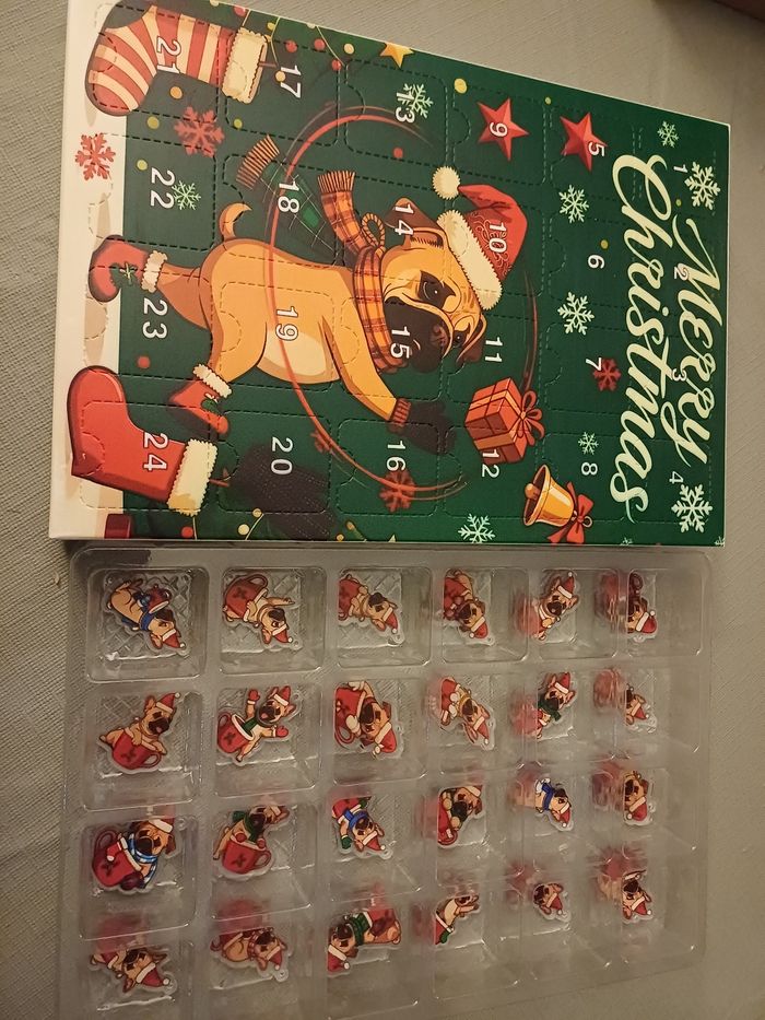 Calendrier de l'avent bouledogue neuf