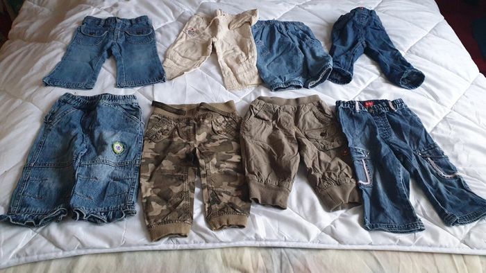 Lot 8 pantalon 1 an