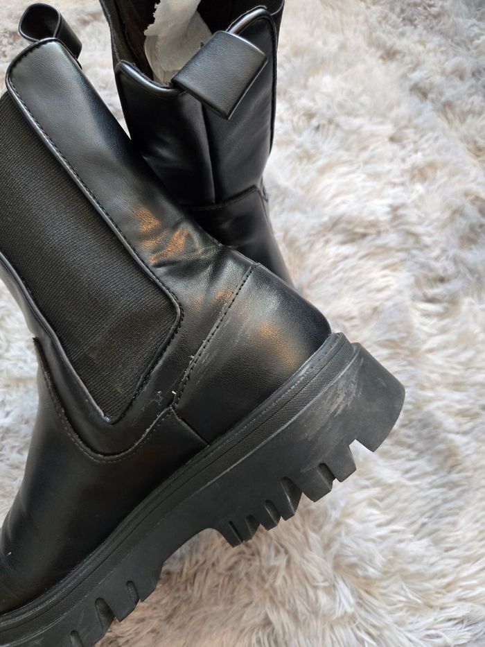 Bottines Chelsea PULL&BEAR noires – Taille 43 – Très bon état - photo numéro 5