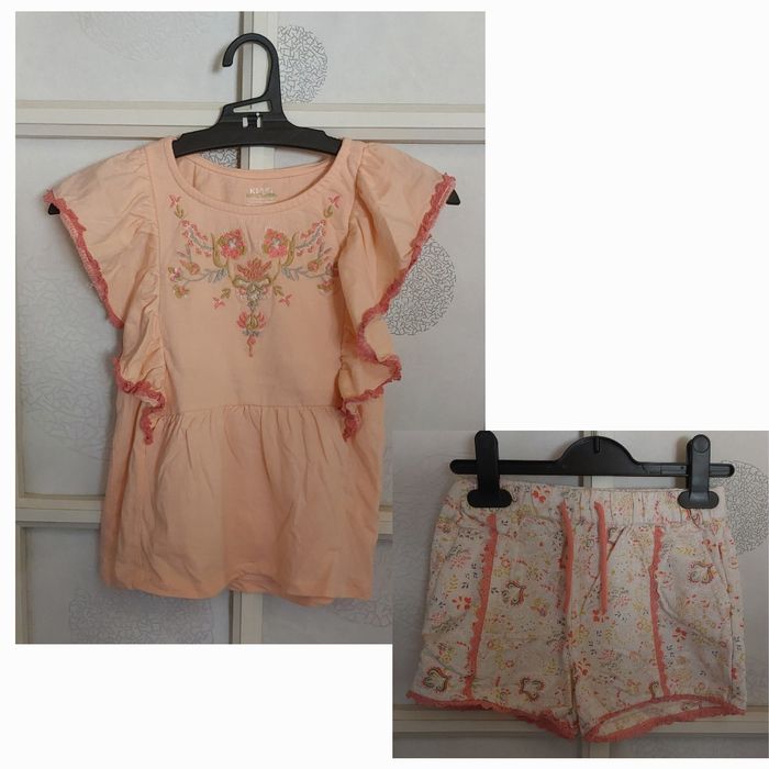 Lot de vêtements fille