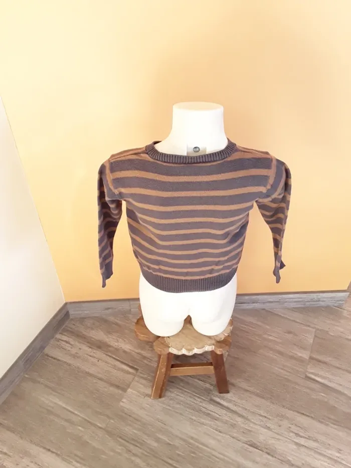 Pull 3 ans (96 cm) - photo numéro 4