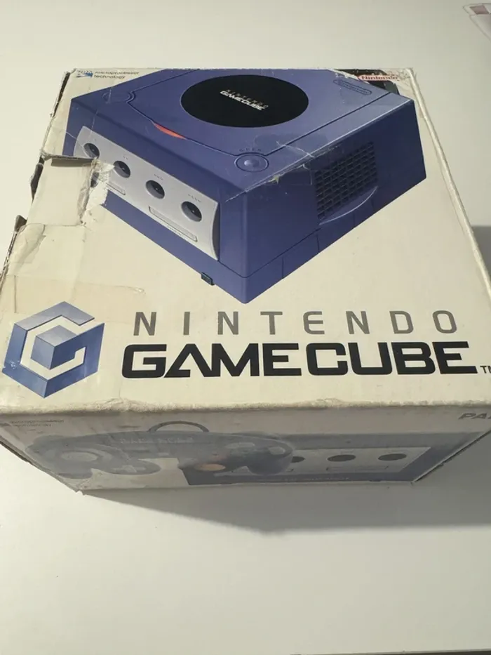 Nintendo GameCube Mauve - BE - Console - photo numéro 2