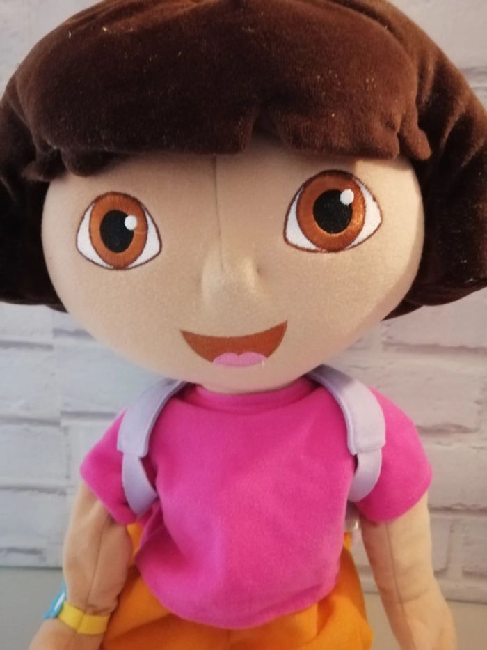 peluche dora l exploratrice - photo numéro 2