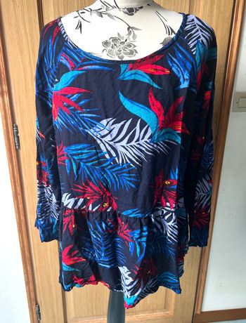 Blouse marine fleurie roxy taille 40/42