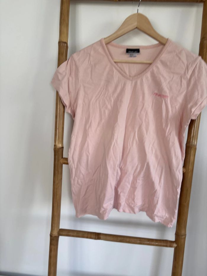 T-shirt rose pale vintage Reebok taille M - photo numéro 2