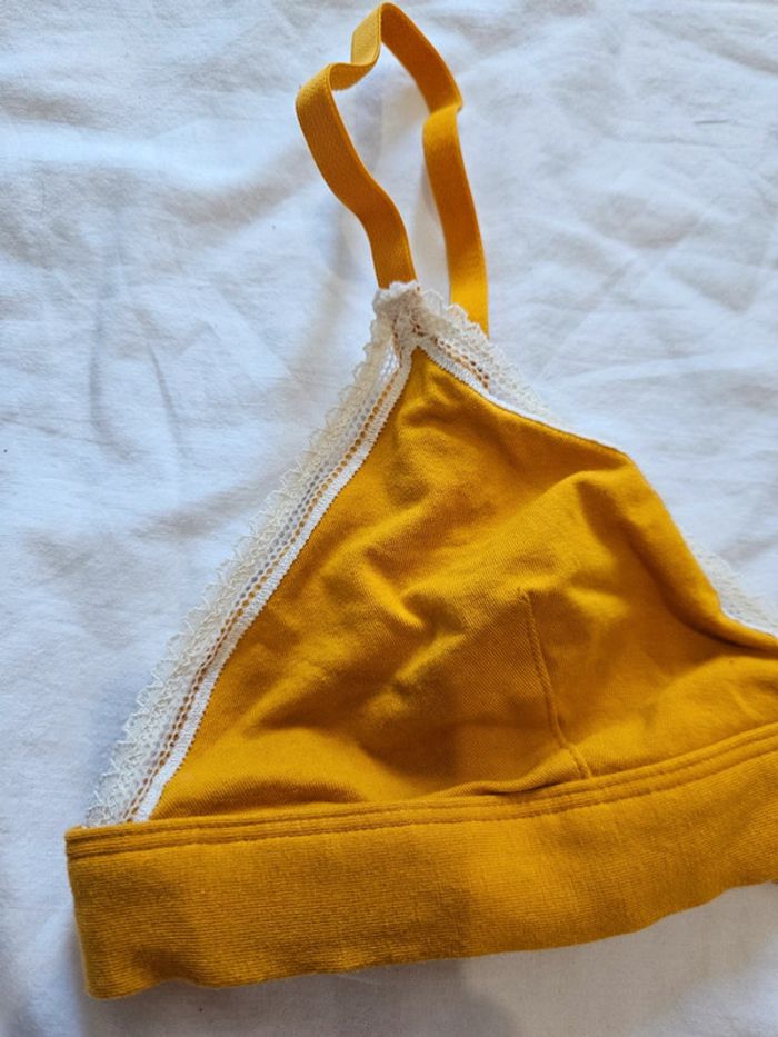 Soutien-gorge - photo numéro 2