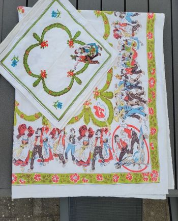 Lot nappe et serviette