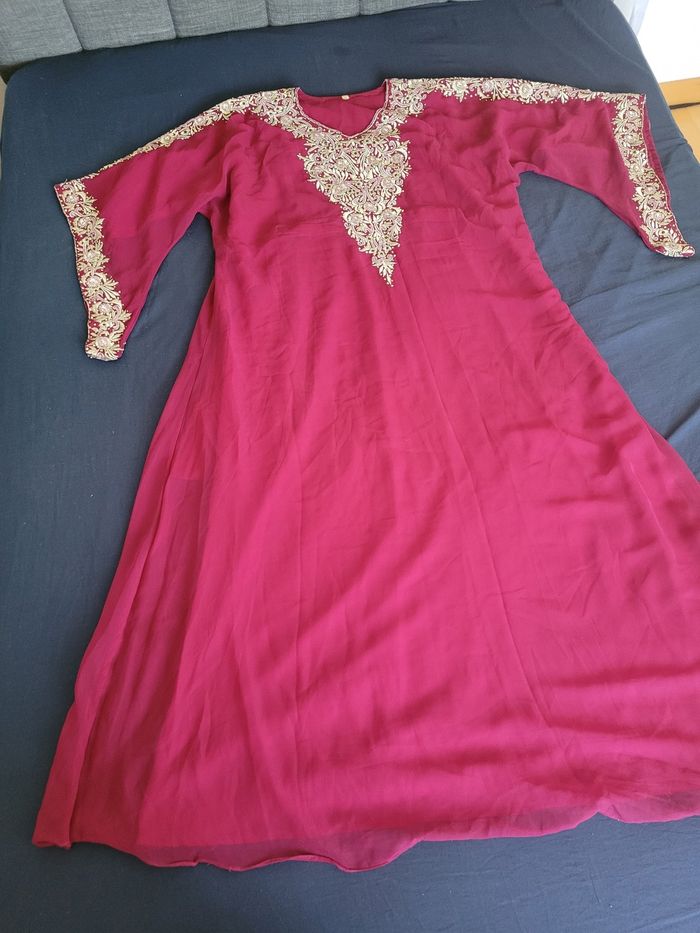 Robe d'hôtesse/dubaï - photo numéro 3