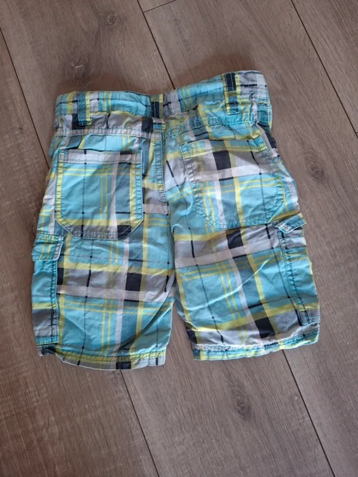 Short 4 ans - photo numéro 2