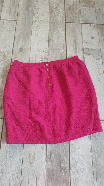 Jupe sandro taille 38 en très bon état