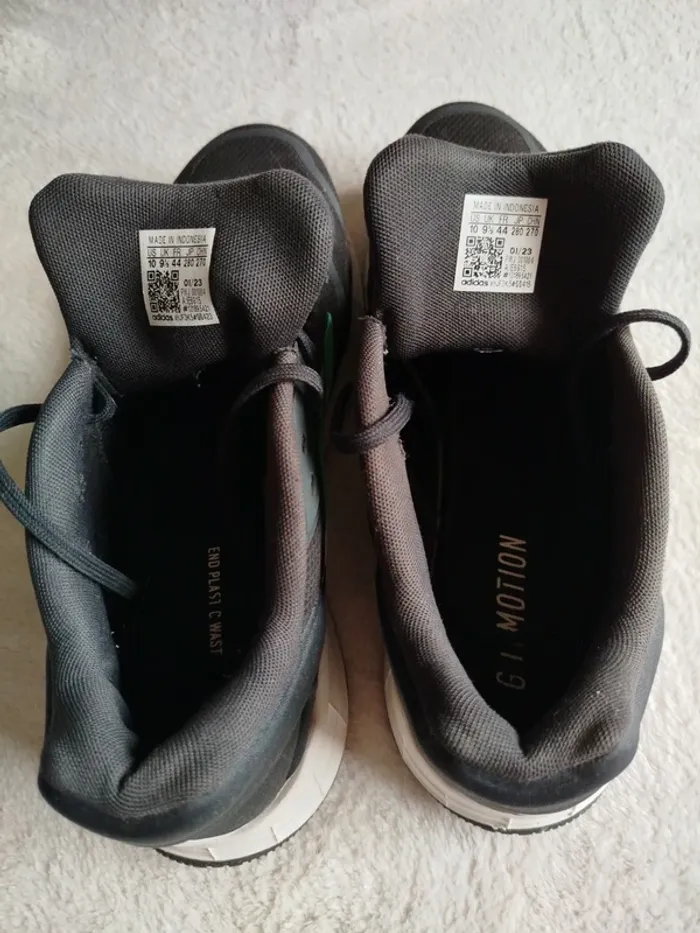 Chaussures Adidas Duramo 10 taille 44 - photo numéro 5