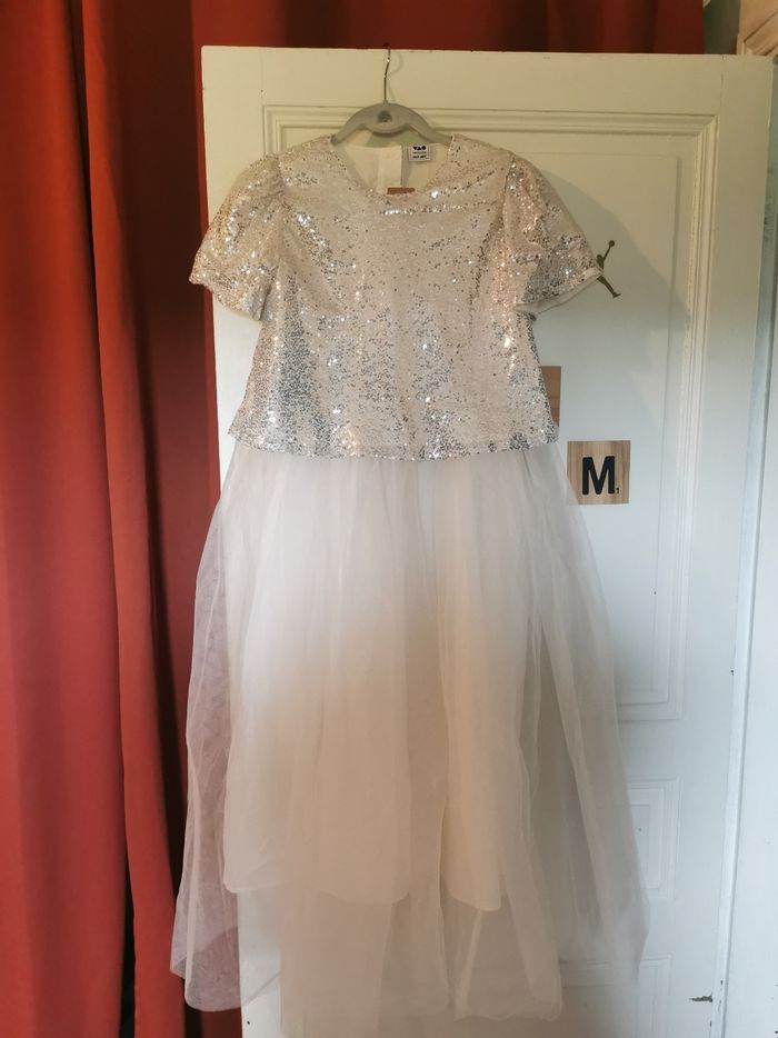 Robe ceremonie TAO neuve