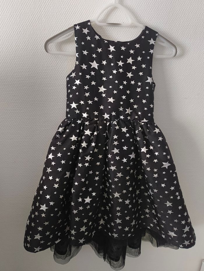 Robe fille taille 9/10ans