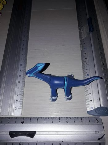 pokemon figurine