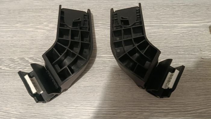 Fixation pour cosy sur poussette gb pockit - photo numéro 2