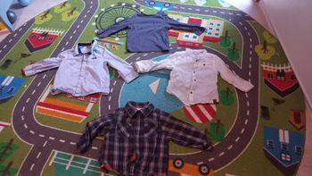 Lot 3 chemises et un haut 18 mois