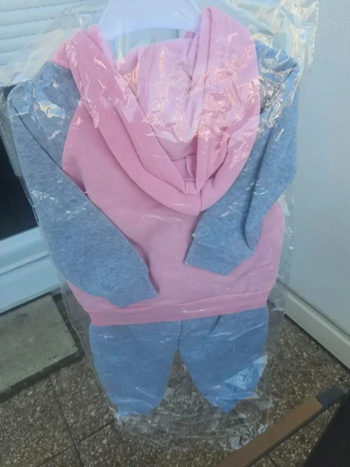 Ensemble rose et gris - photo numéro 8