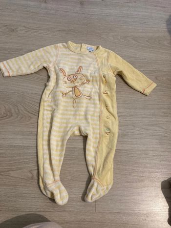 Pyjama taille neuf mois mixte